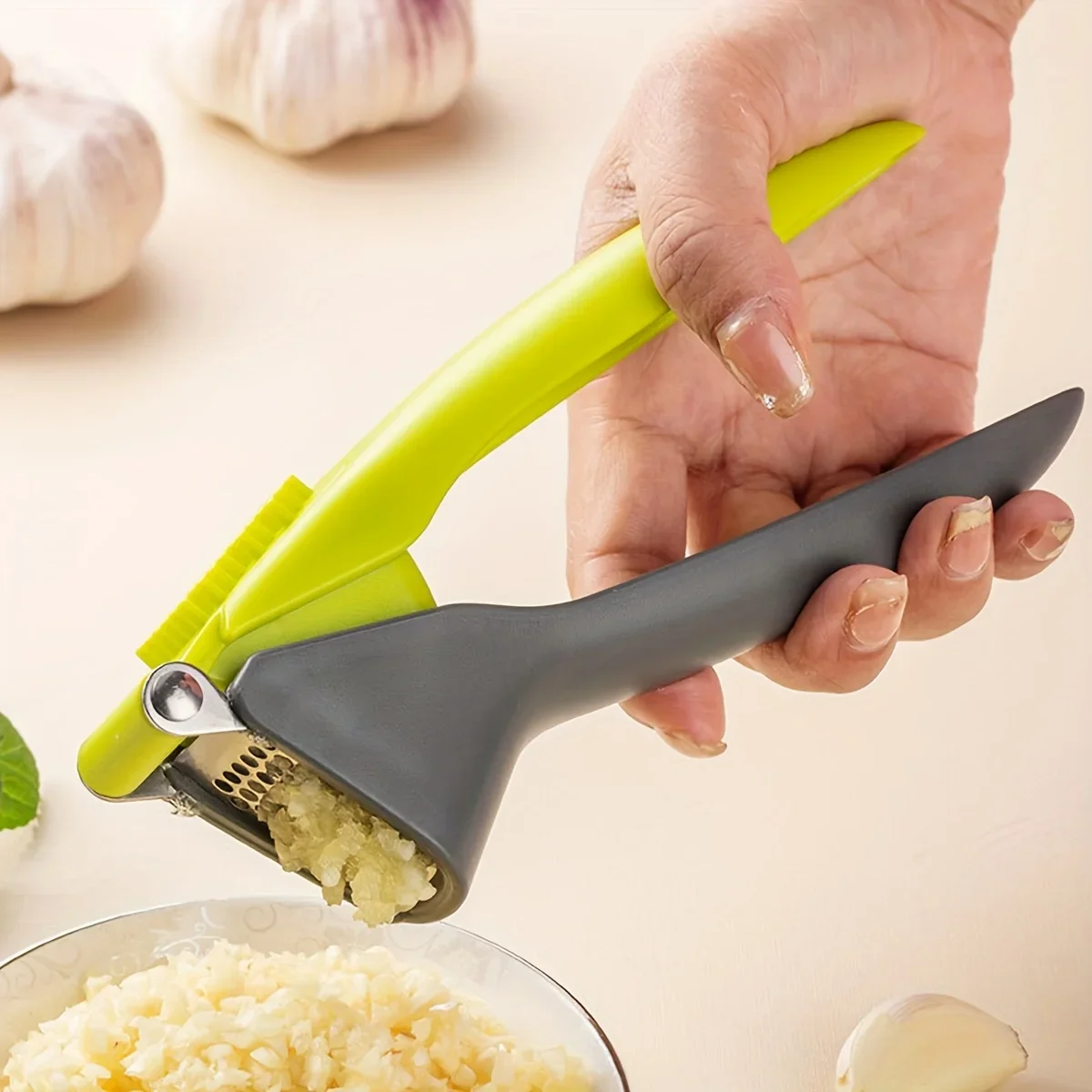 1pc Manual Garlic Press & Minc - مراجعة Manual Garlic Press وسعره